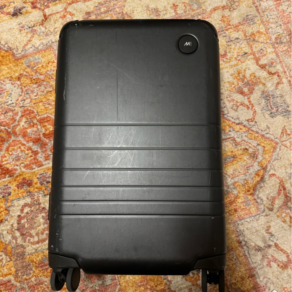 Monos Hybrid Carry On - Black